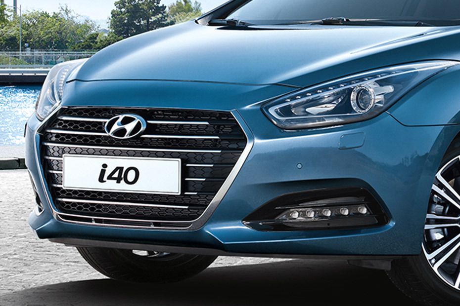i40 Grille View
