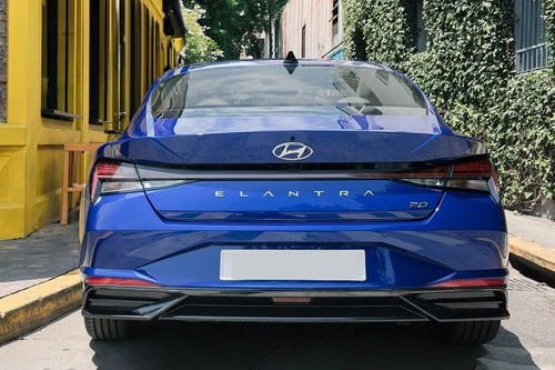 Full Front View of Elantra (2021-2024)