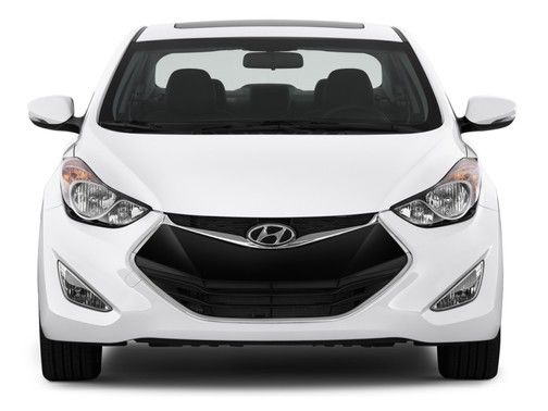 Full Front View of Elantra Coupe