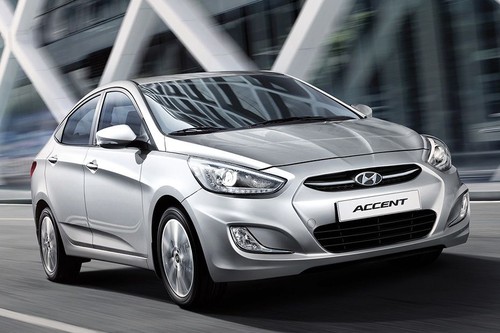 Hyundai Accent (2012-2021) Front Medium View