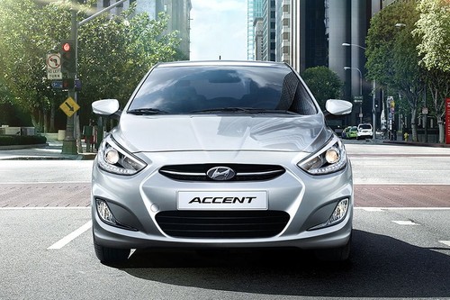Full Front View of Accent (2012-2021)