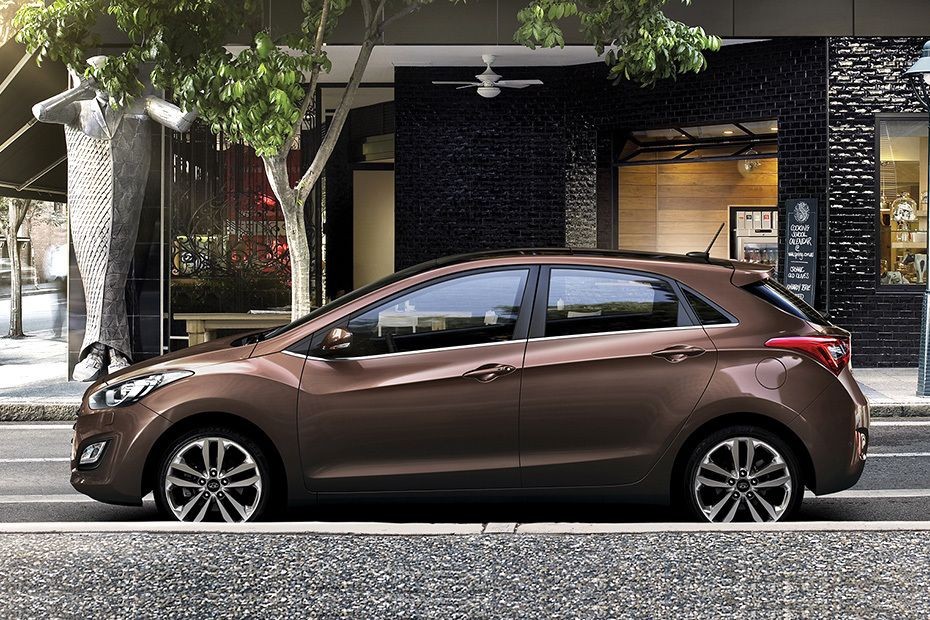 i30 Side view