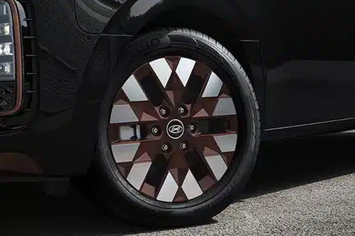 Staria Wheel
