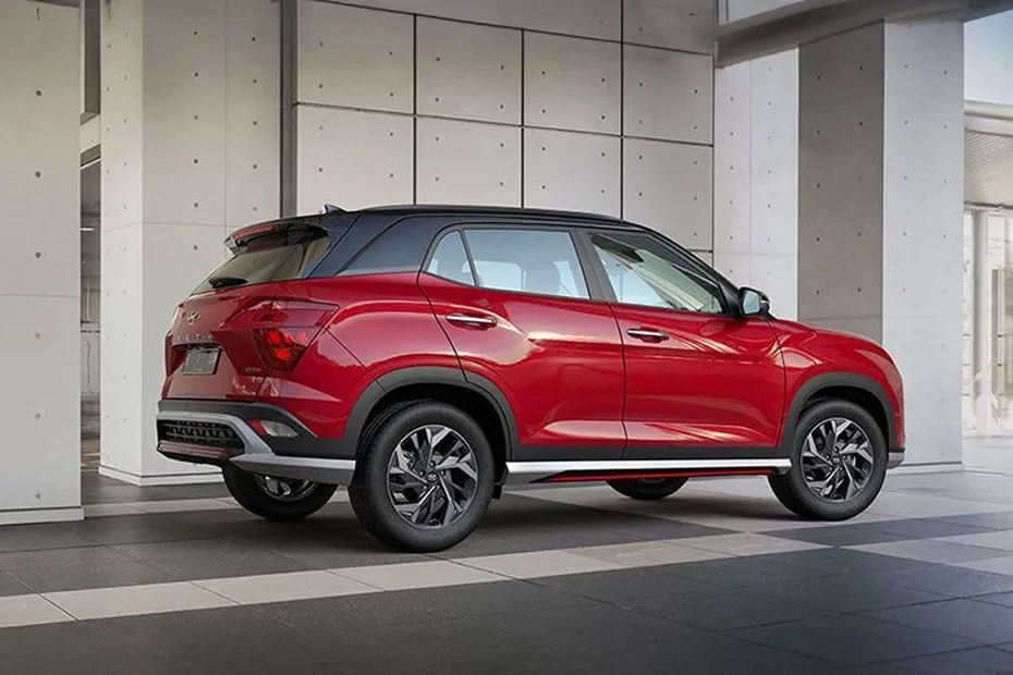 Creta (2023-2024) Rear Medium Side View