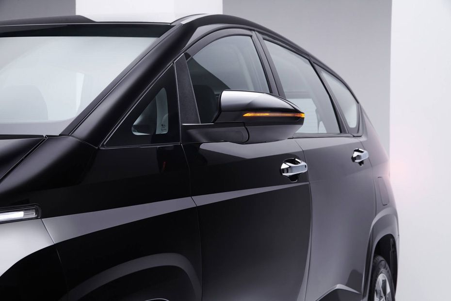 Hyundai Stargazer	 Drivers Side Mirror Front Angle