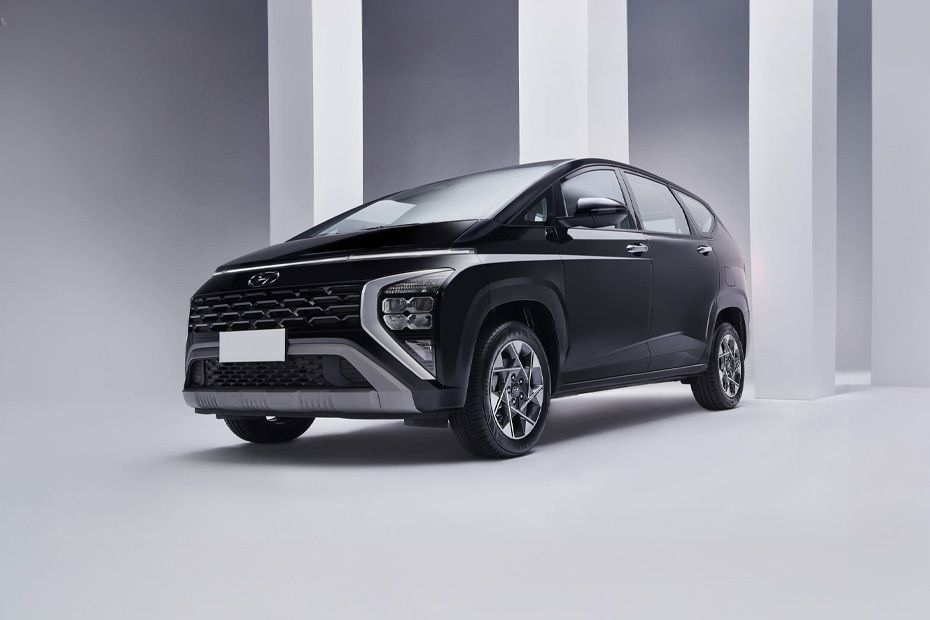 Hyundai Stargazer	 Front Side View