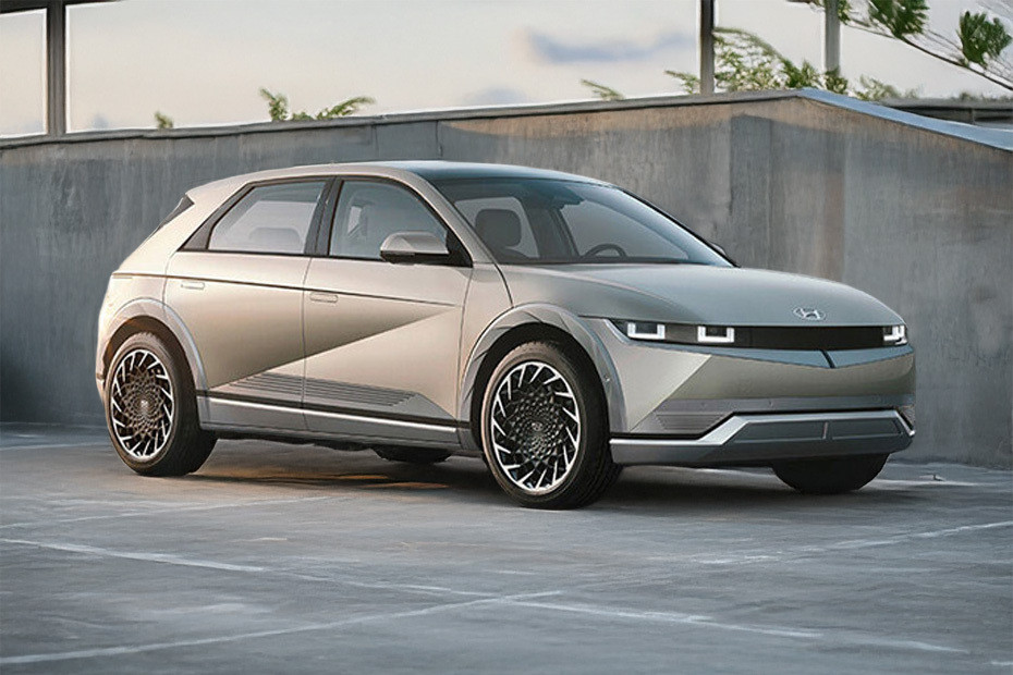 Hyundai IONIQ 5 Front Medium View