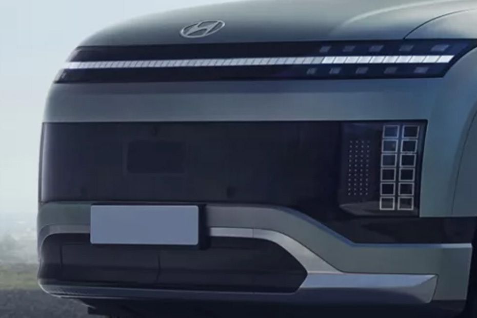 Ioniq 9 Grille View