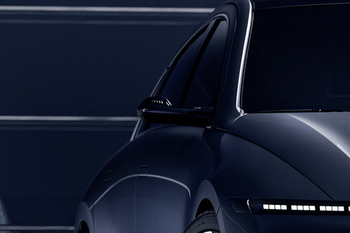 Hyundai Ioniq 6	2026 Drivers Side Mirror Front Angle