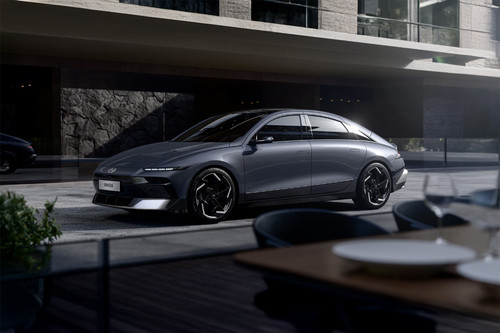 Ioniq 6	2026 Side view