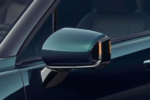 Hyundai Palisade Drivers Side Mirror Front Angle