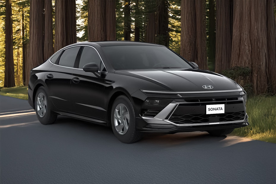 Hyundai Sonata Front Medium View