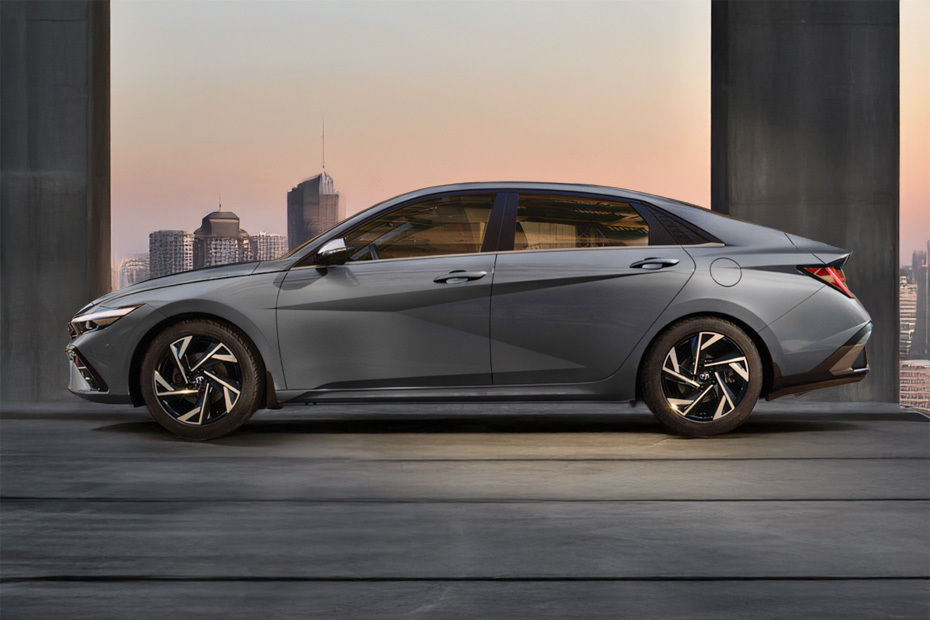 Elantra Side view