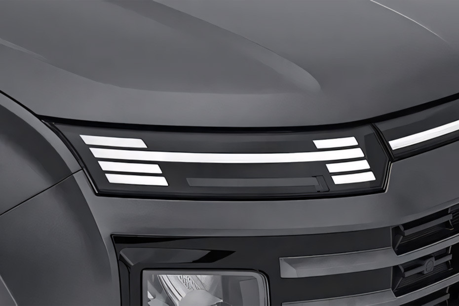 Creta Grand Headlight