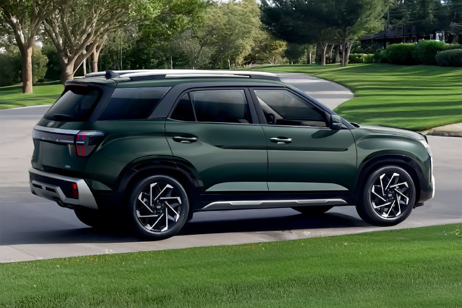 Creta Grand Rear Medium Side View