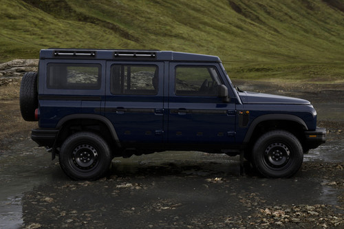 Grenadier Station Wagon Medium Angle Front View