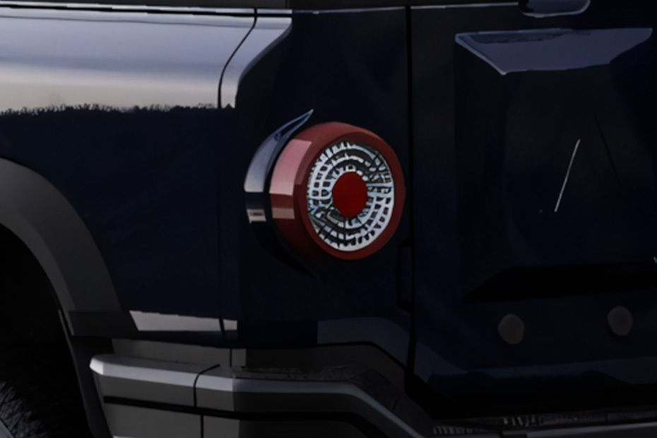 Grenadier Station Wagon Tail light