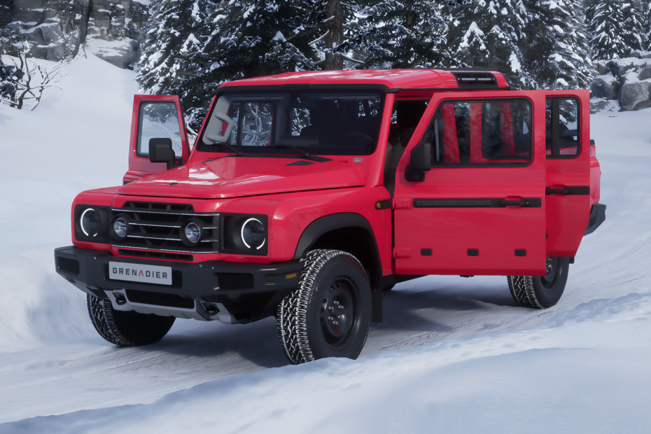 Grenadier Quartermaster All Door Open