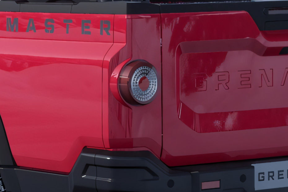 Grenadier Quartermaster Tail light