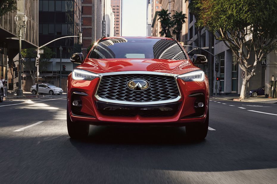 Full Front View of QX55