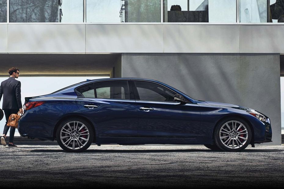 Q50 Side view