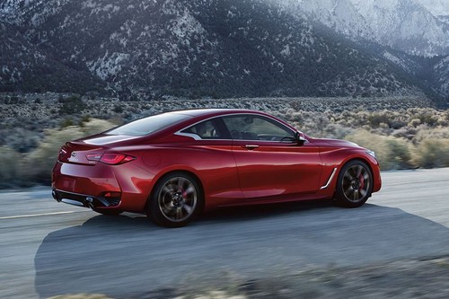 Q60 (2022-2023) Rear angle view
