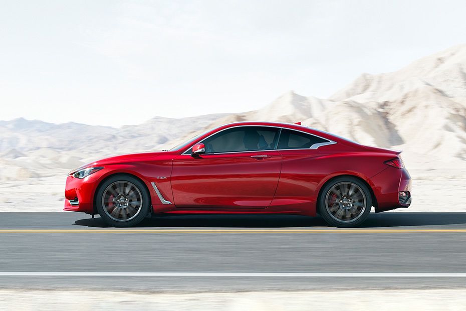 Q60 (2022-2023) Side view