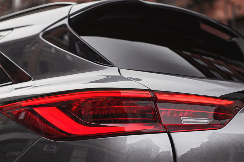 QX50 Tail light