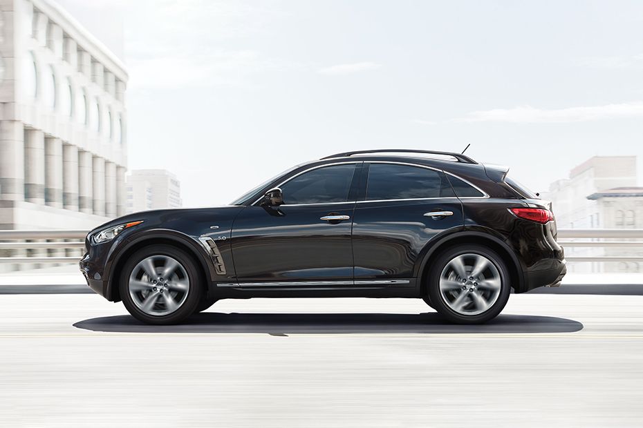 QX70 Side view