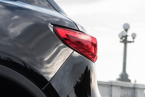QX70 Tail light