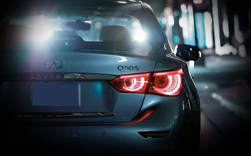 Q50S Hybrid Tail light