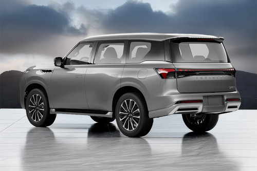 Rear Cross Side View of Infiniti QX80