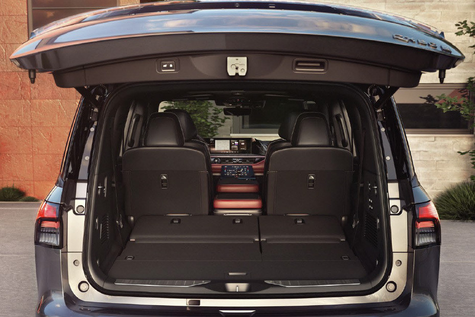Trunk Open Closer View of QX80