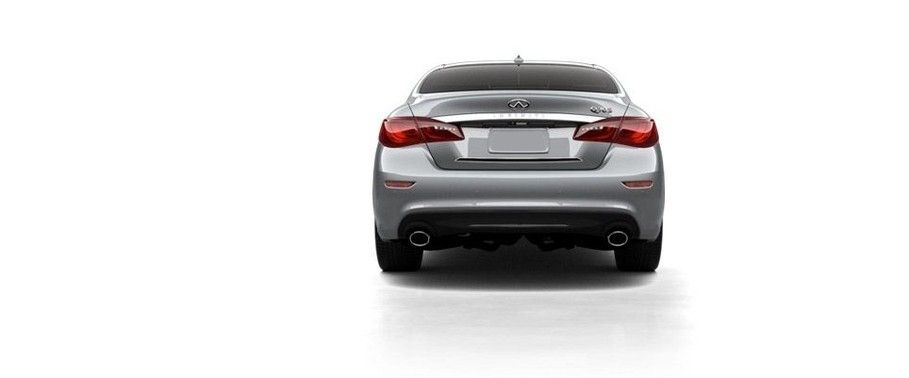 Full Rear View of Infiniti Q70 (2014-2021)