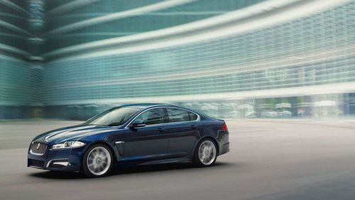 Jaguar XF Premium Luxury Side Medium View