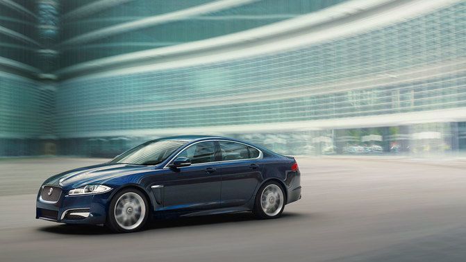 Jaguar XF Portfolio Side Medium View