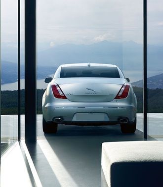 Full Rear View of Jaguar XJ Supersport LWB