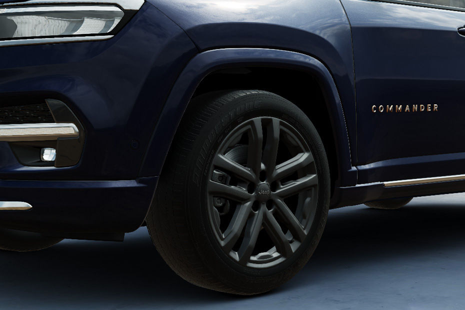 Commander Wheel