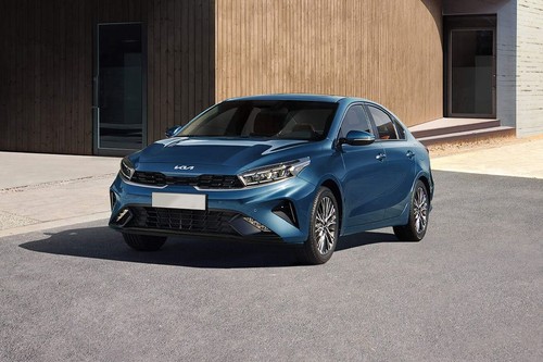 KIA Cerato Front Side View
