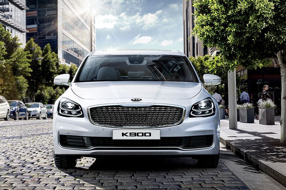 Full Front View of K900