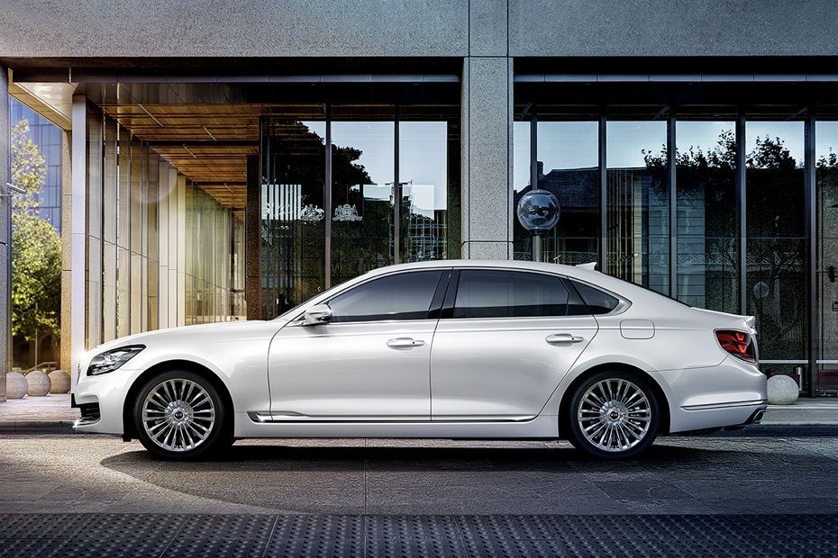 K900 Side view