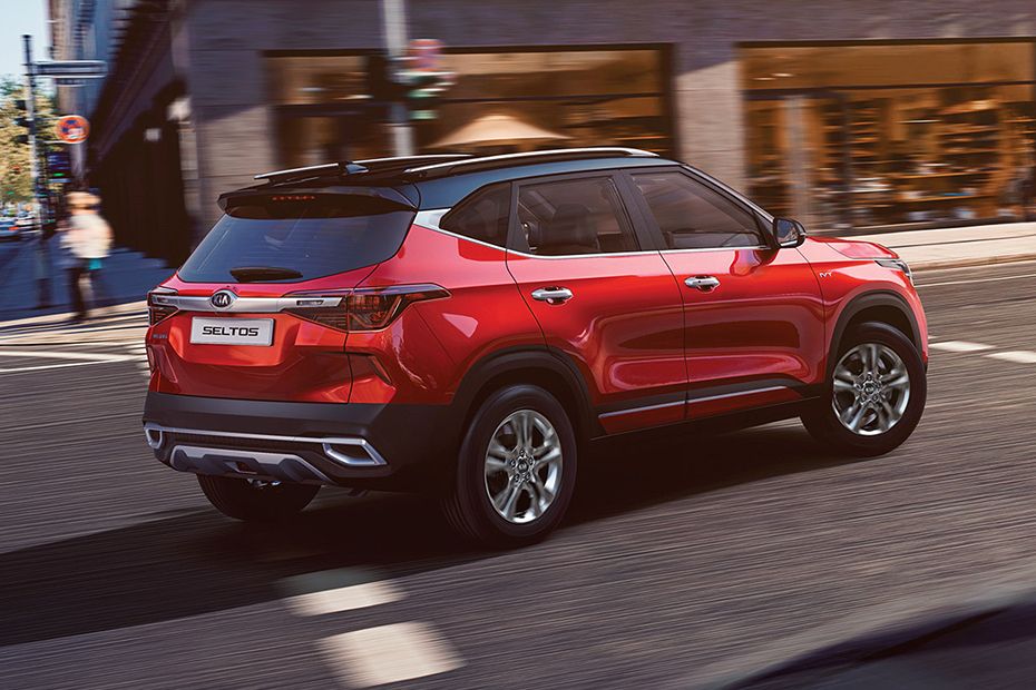 Seltos (2022-2023) Rear angle view