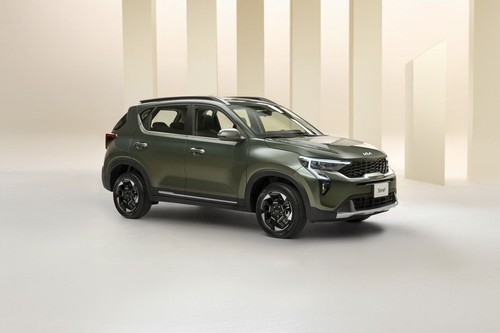 KIA Sonet Front Cross Side View