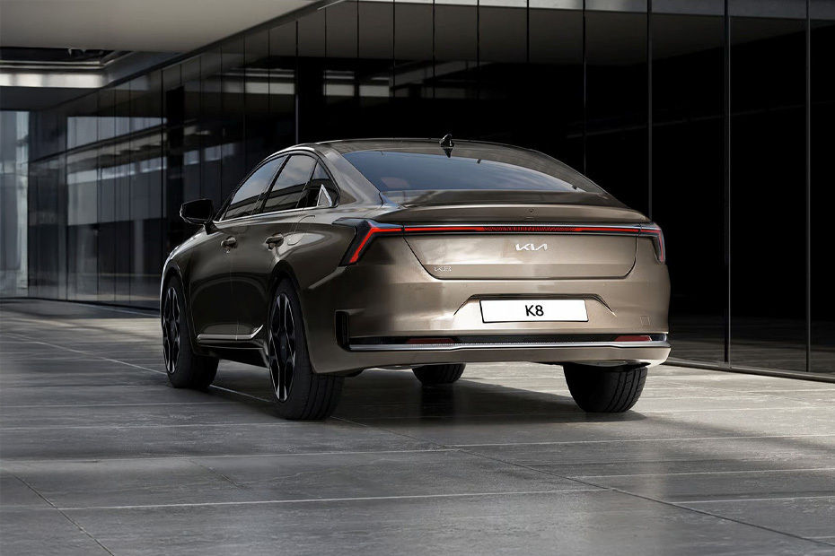 Rear Medium View of KIA K8
