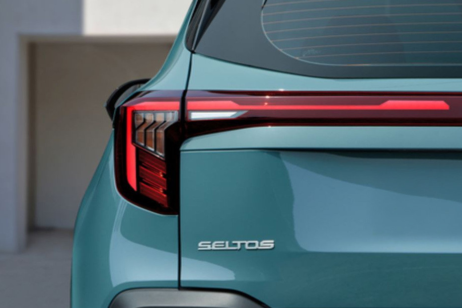 Seltos Tail light