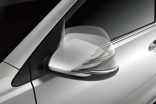 KIA Rio 4-Door Drivers Side Mirror Front Angle