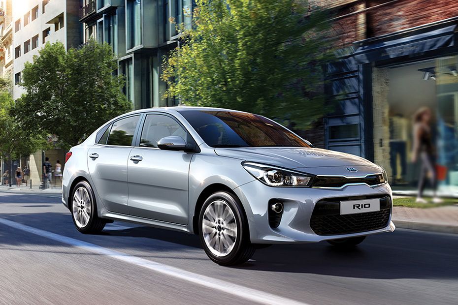KIA Rio 4-Door Front Cross Side View