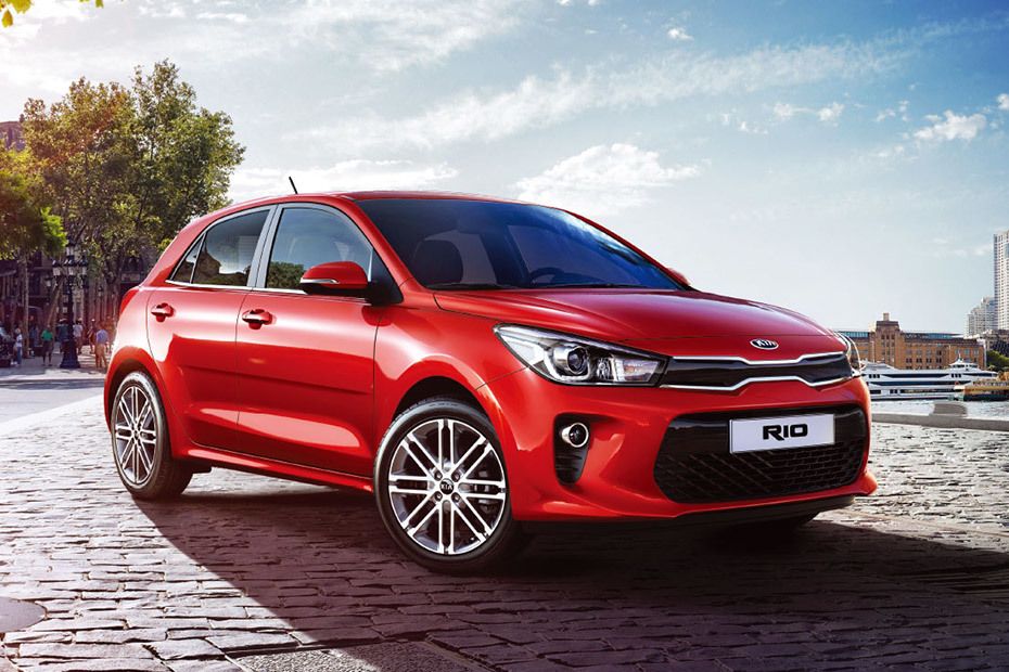 KIA Rio 5-Door Front Cross Side View