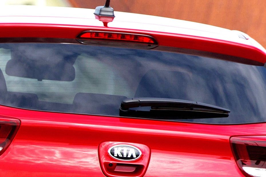 Rio 5-Door Spoiler