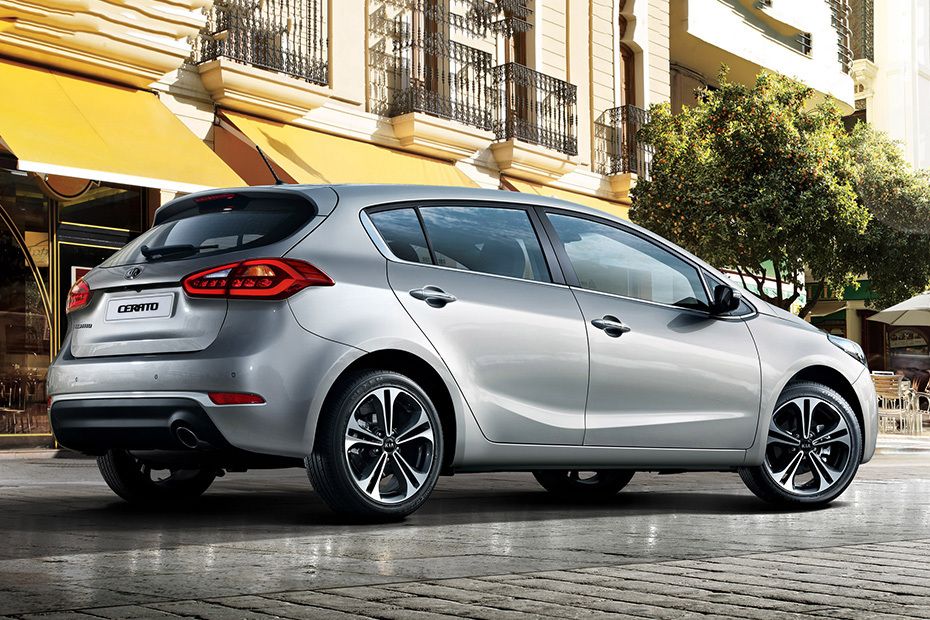 Cerato 5 Door Rear angle view